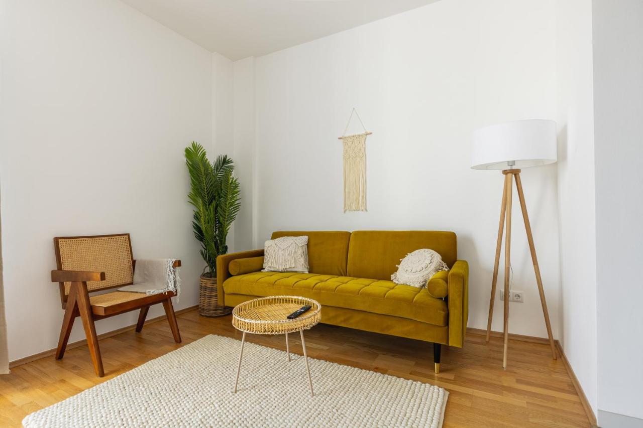 Bright Stylish Apartment With A Balcony In A Top Location เวียนนา ภายนอก รูปภาพ