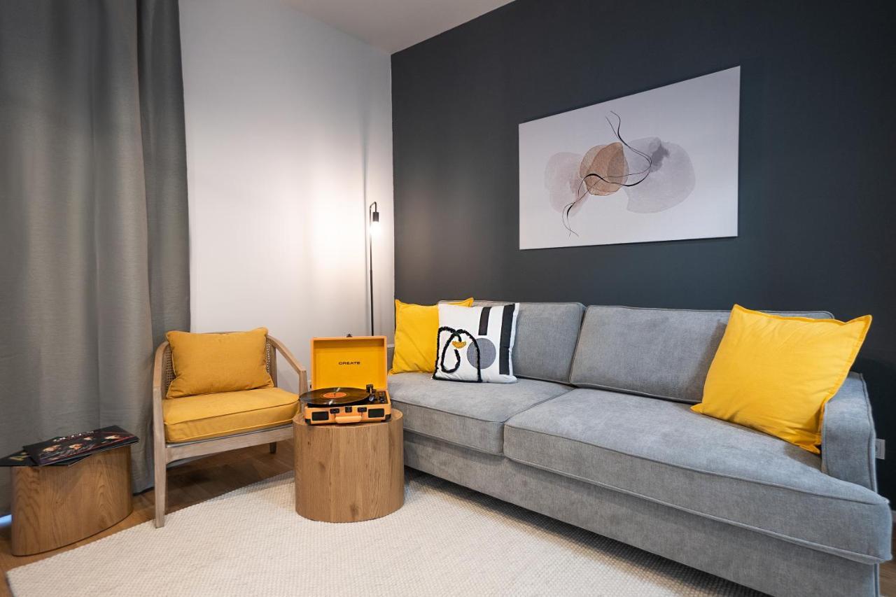 Bright Stylish Apartment With A Balcony In A Top Location เวียนนา ภายนอก รูปภาพ