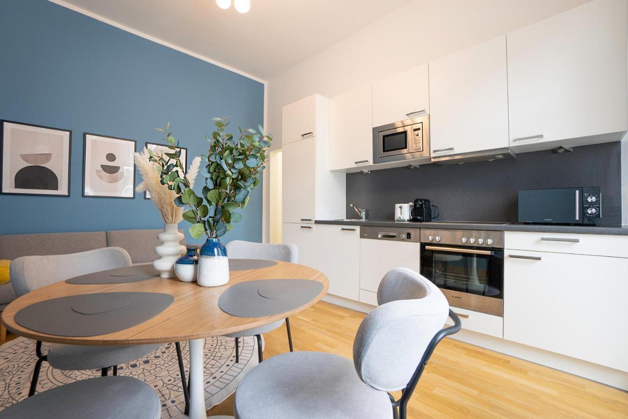 Bright Stylish Apartment With A Balcony In A Top Location เวียนนา ภายนอก รูปภาพ