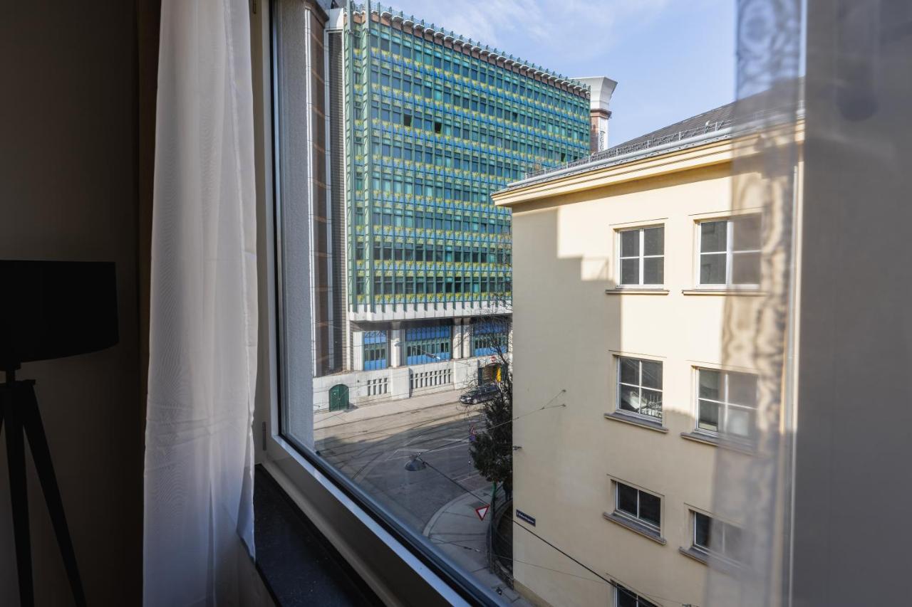 Bright Stylish Apartment With A Balcony In A Top Location เวียนนา ภายนอก รูปภาพ