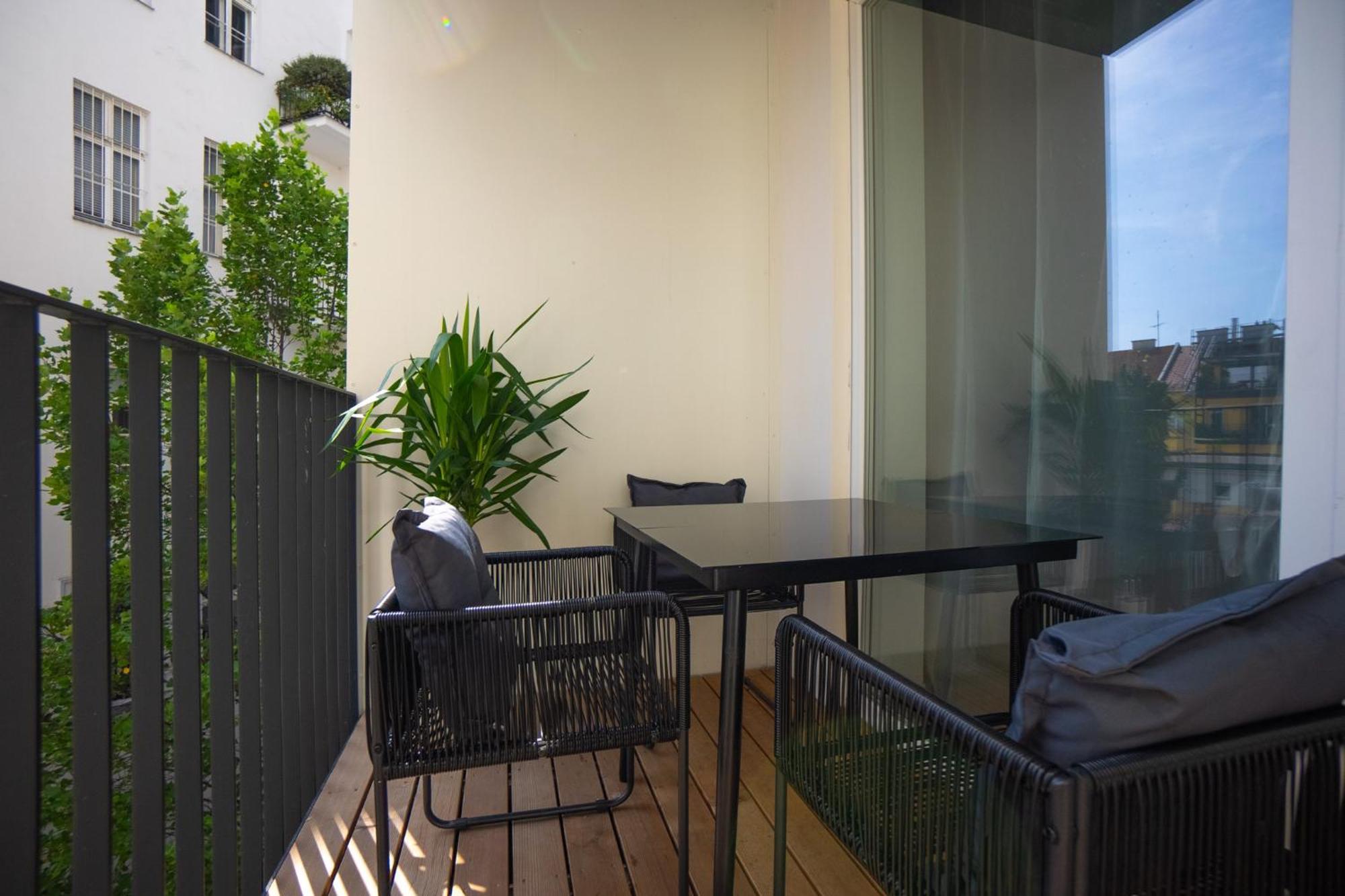 Bright Stylish Apartment With A Balcony In A Top Location เวียนนา ภายนอก รูปภาพ